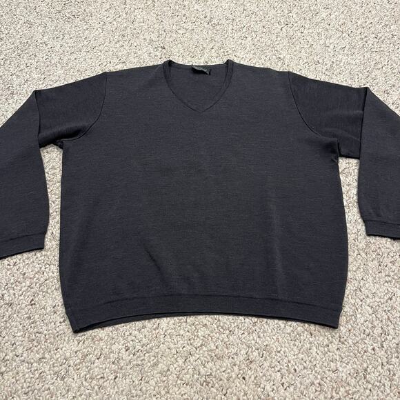 St. Croix 100% Wool Men's V Neck Sweater Sz L Dark Gray Casual Quiet Luxury - Picture 1 of 5